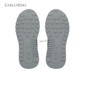 CR Aura Sneakers